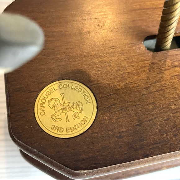 Carousel Collection Musical Horse- 3rd Edition - Picture 6 of 11